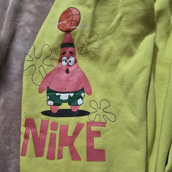 Nike Kyrie Irving X SpongeBob Limited Edition Hoodie Sweatshirt Men’s XLARGE - Picture 4 of 11